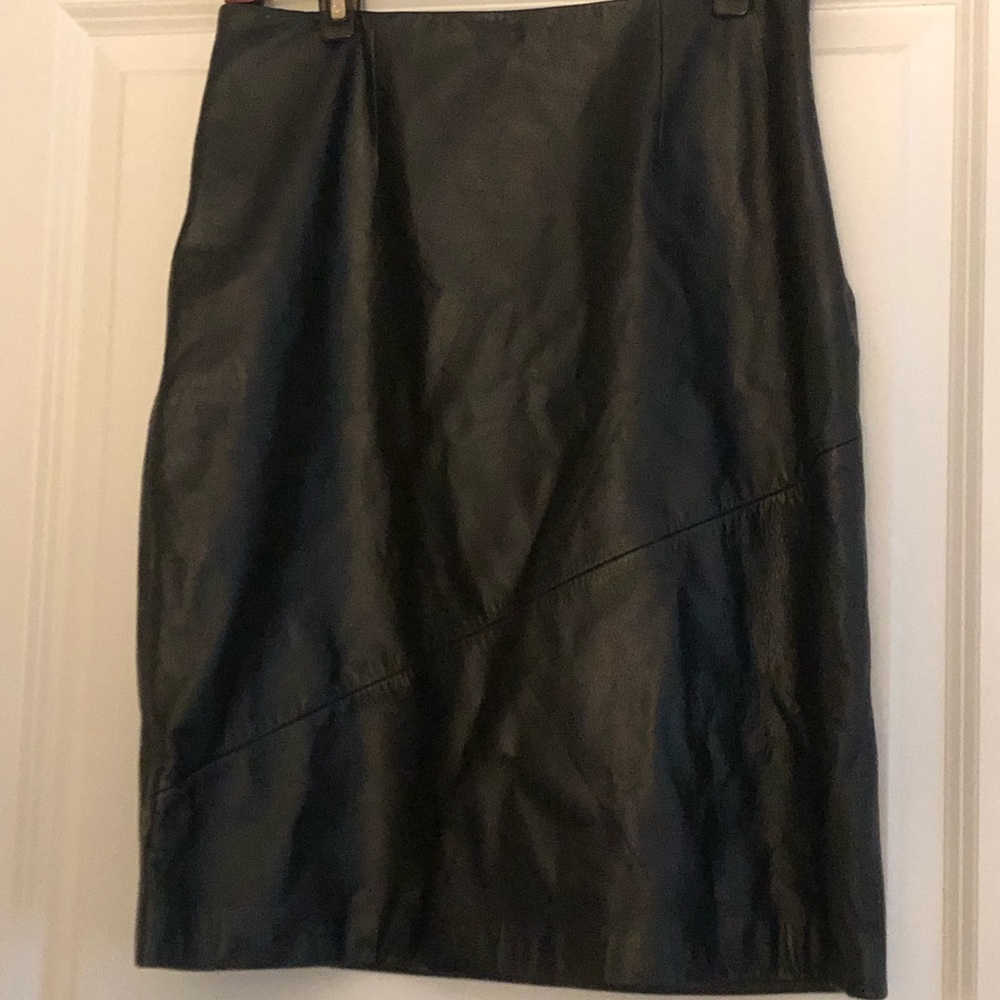 Ann Taylor Loft Black 💯 Leather Skirt